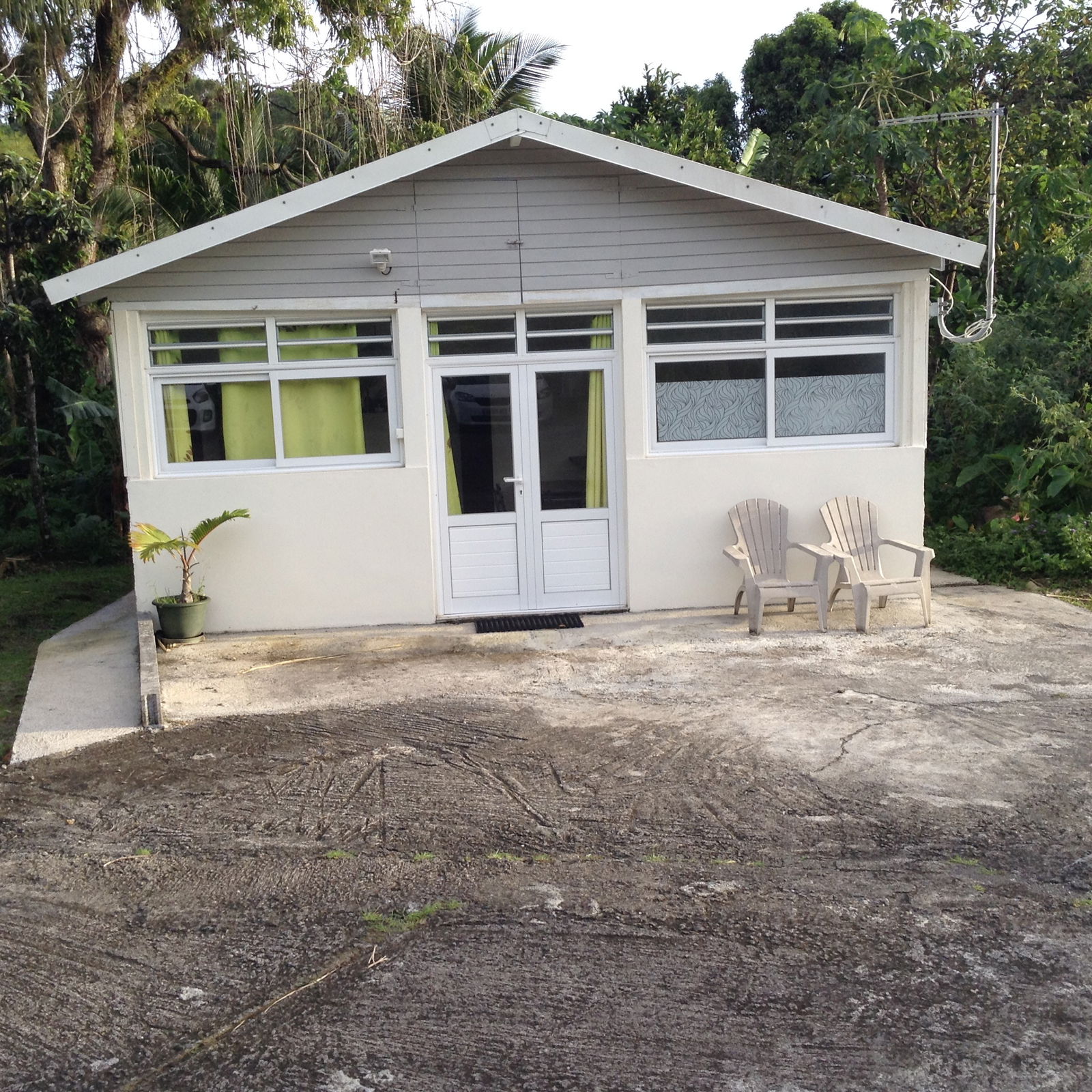 Estudio Independiente Basse-Terre 150337