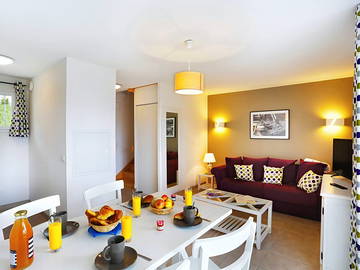 Roomlala | Confortável duplex de 3 quartos na Bretanha: férias ideais