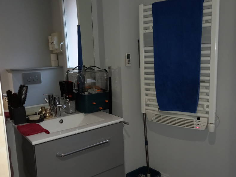 Homestay Feyzin 492984-1