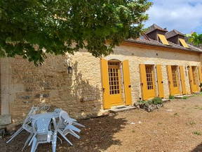 Stone Farmhouse "Le Coudert"