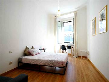 Roomlala | Corso Garibaldi - Room 1