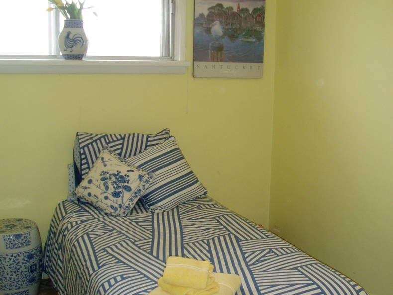 Homestay Calgary 114871-4