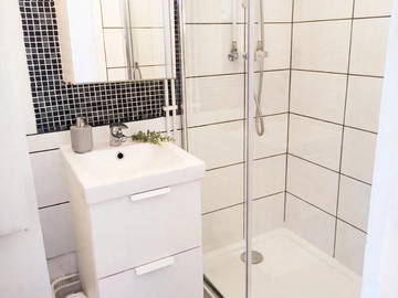 Entire home for rent in Cabourg - photo 8: Bathroom-8
