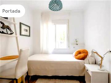 Roomlala | Cosy room near the Beach and the city of Arts & Sciences