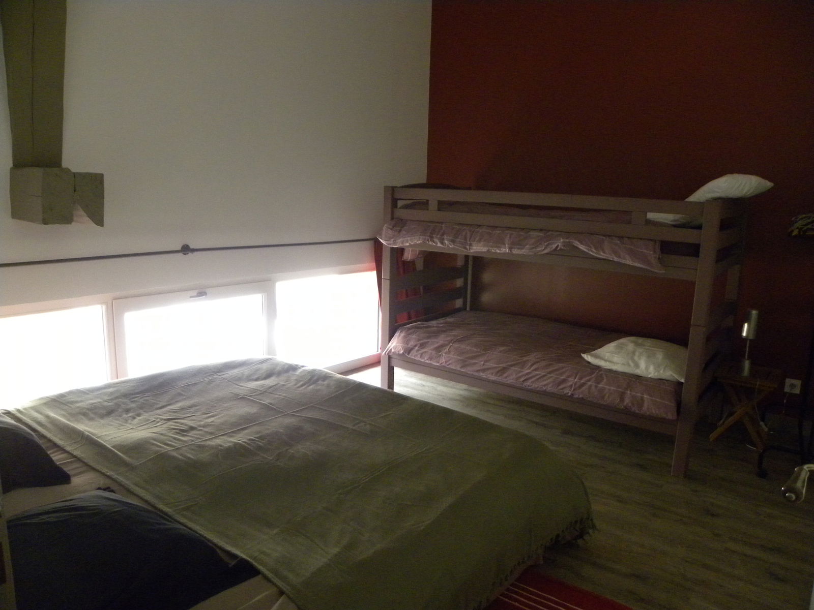 Independent Studio Corbelin 150522