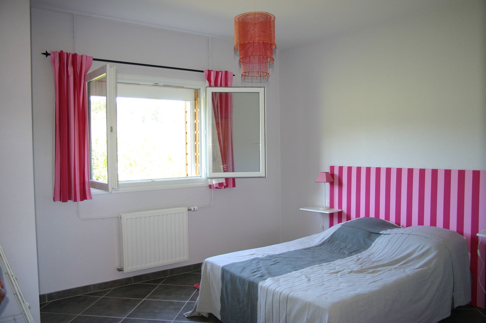 Independent Studio Isle-et-Bardais 46098