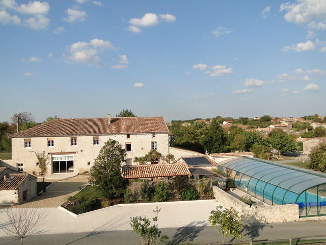 Bed And Breakfast Theil-Rabier 16895