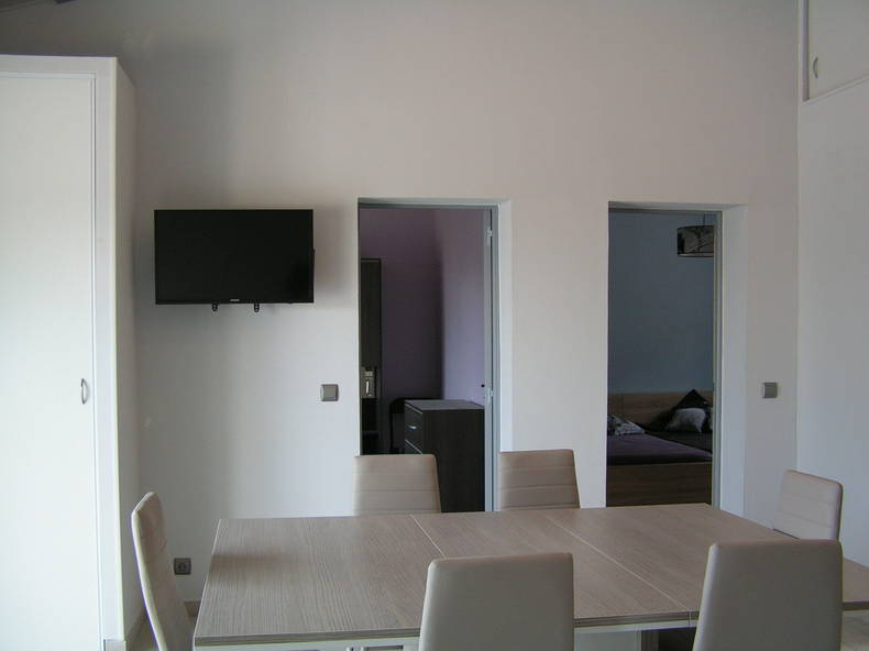 Entire Home Jonquerettes 127002-5