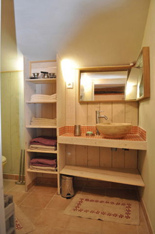 Tutta La Casa La Tour-d'Aigues 30052