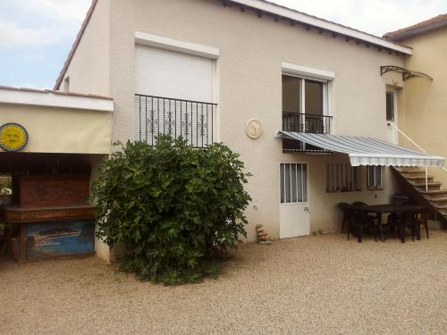 Toda La Casa Veauchette 83324-1