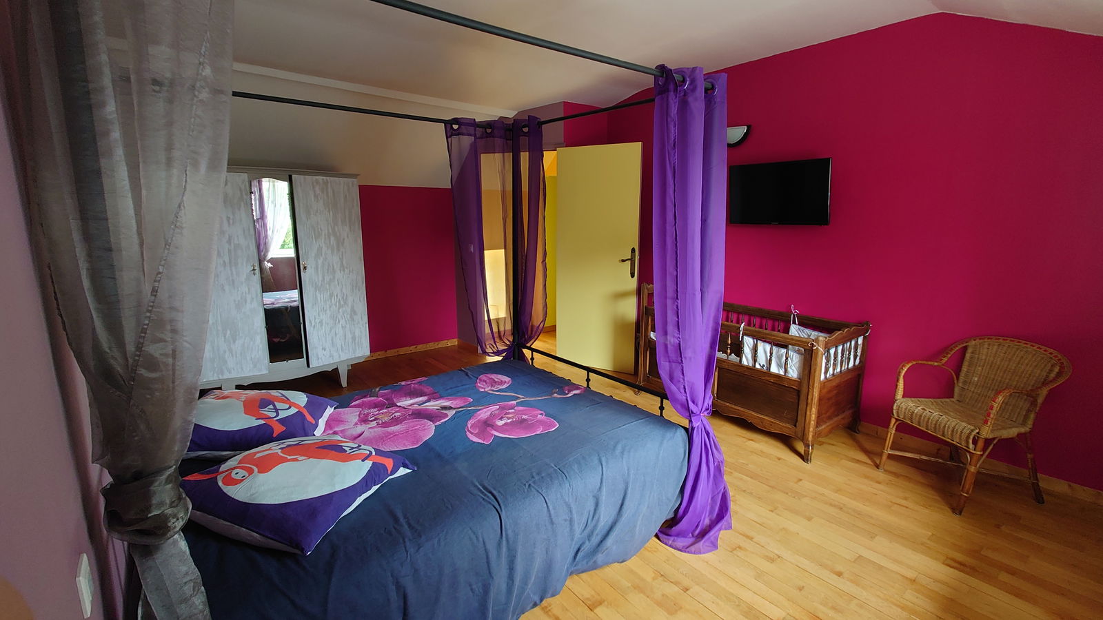 Unabhängiges Studio Saint-Éloy-les-Mines 65175