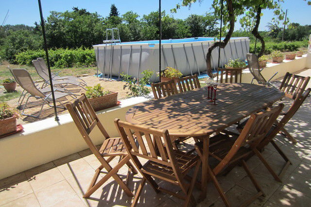 Entire Home Carpentras 51176