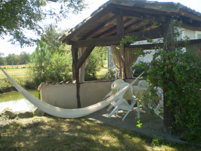 Hela Huset La Jemaye 69180-2