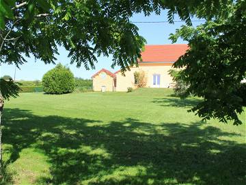 Stanza In Affitto Saint-Éloy-Les-Mines 65175