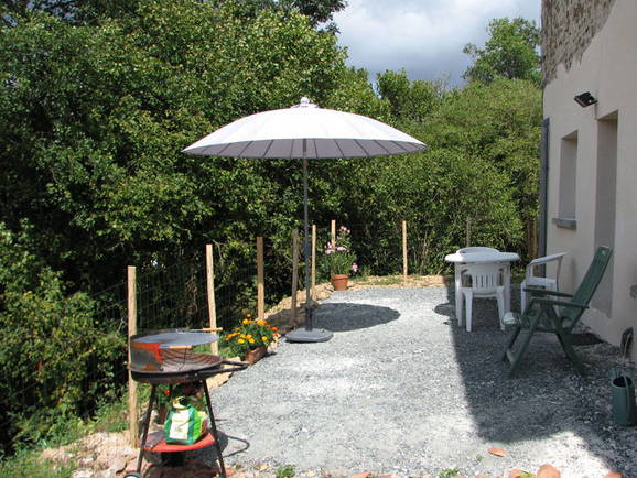 Entire Home Dournazac 45945-2