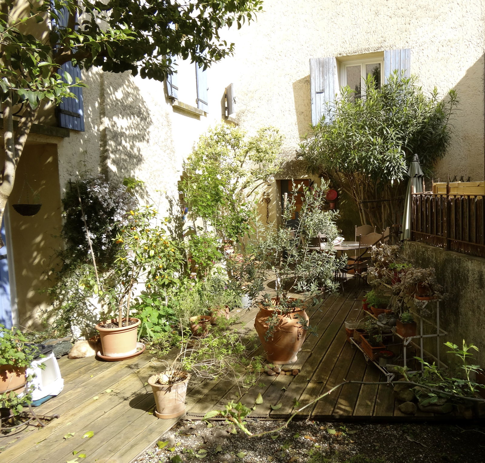 Famiglia Entraigues-sur-la-Sorgue 98789