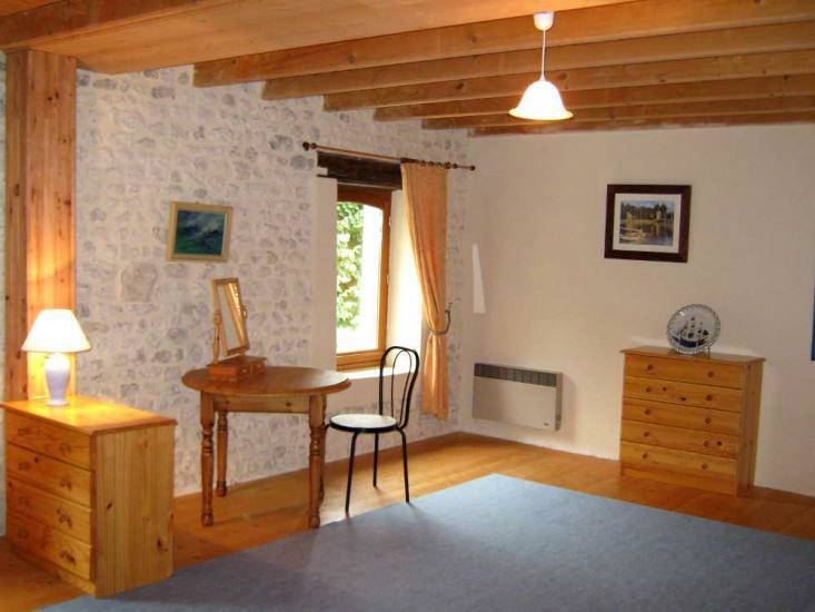 Logement Entier Chaunac 127041-3