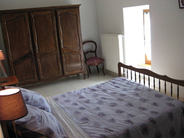 Entire Home Vesseaux 36744-2