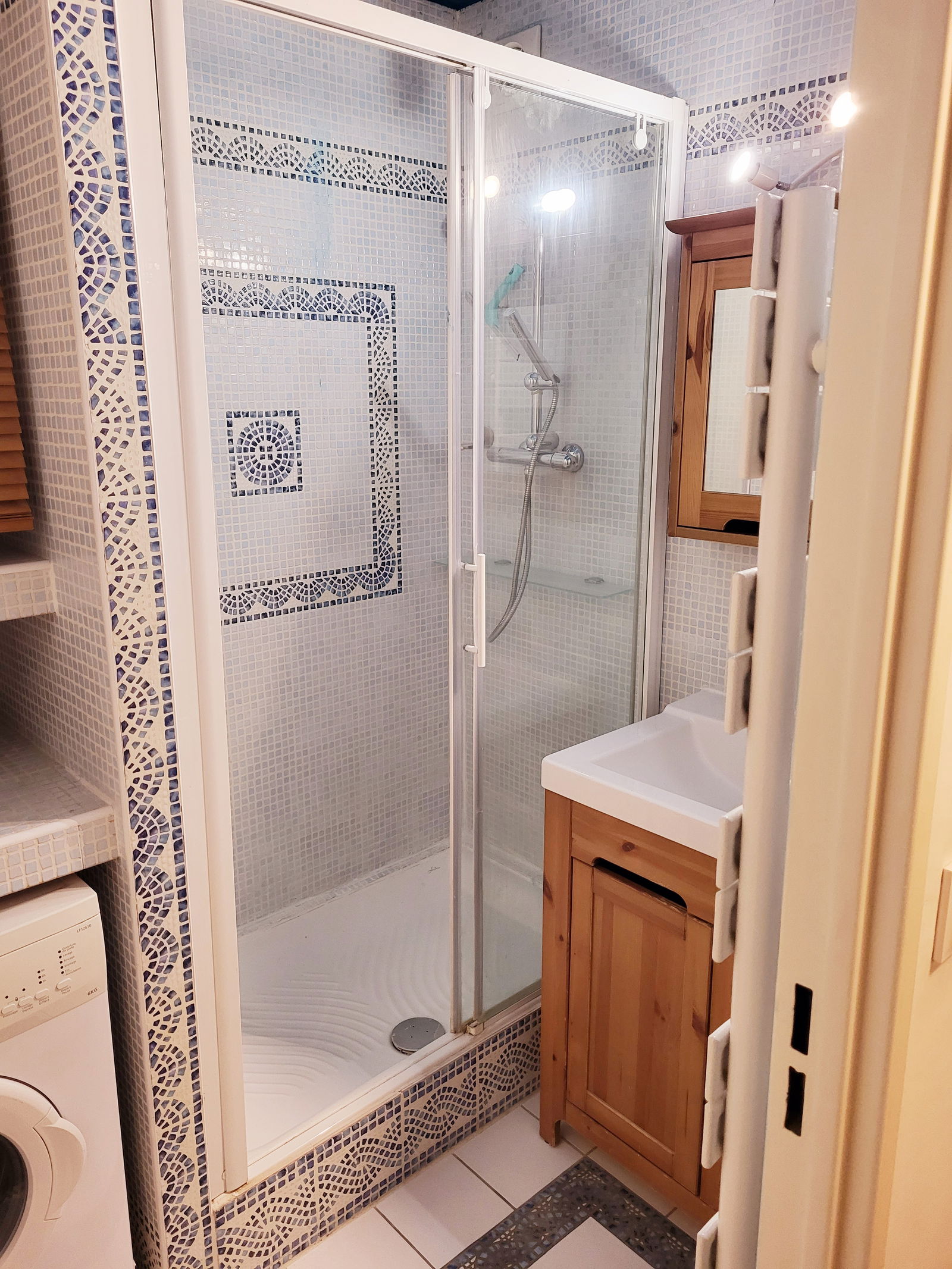 Järjestäminen Courbevoie 230576