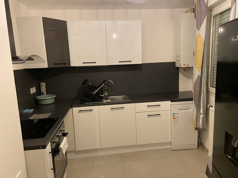 Logement Entier Bron 267885-3