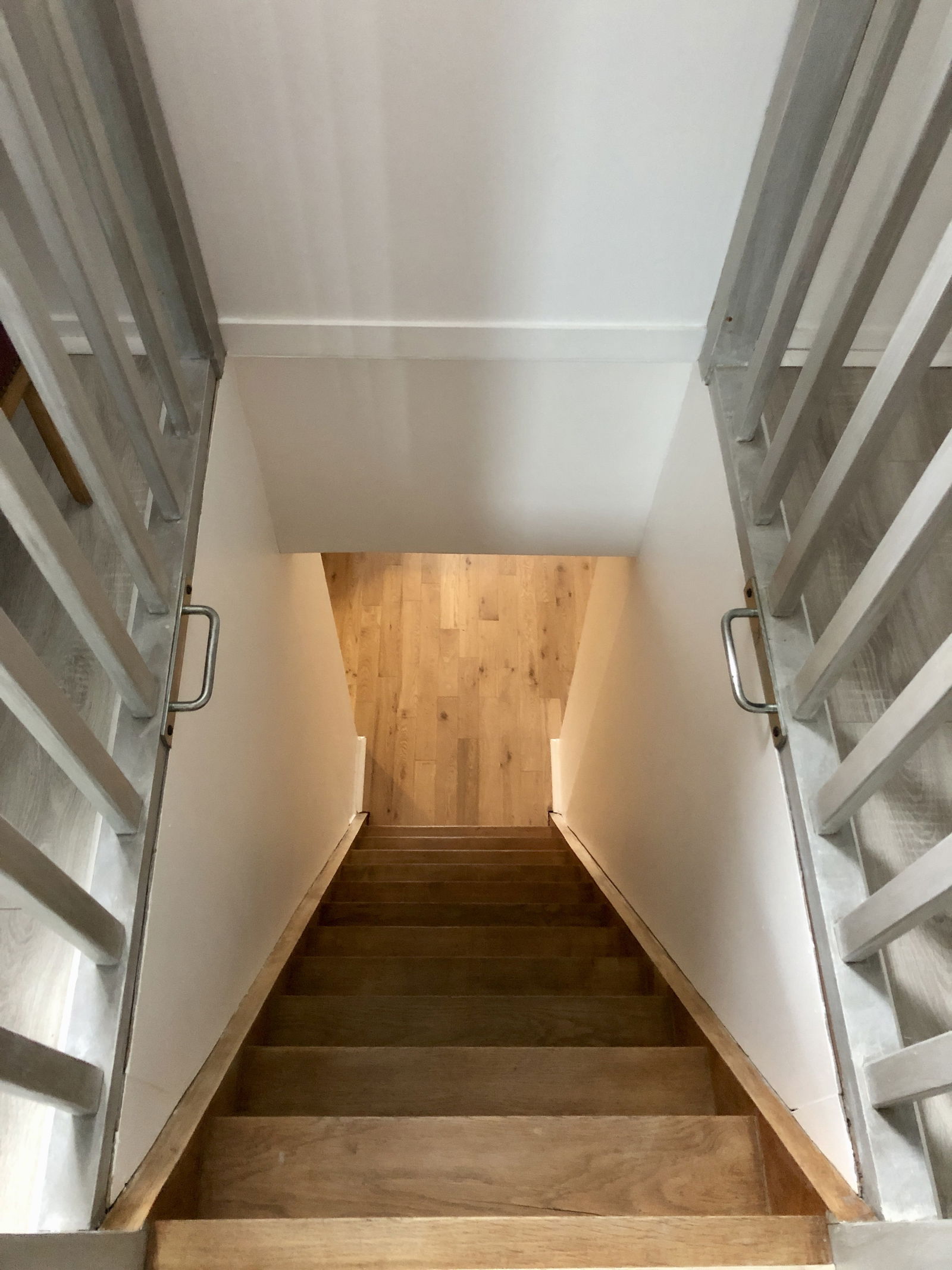 Independent Studio Bernay 40858