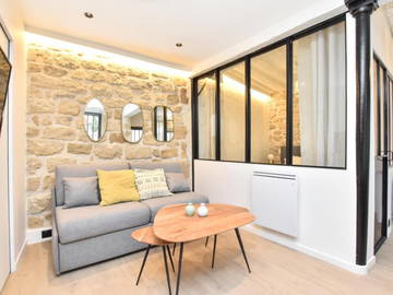 Studio À Louer Paris 604088-1