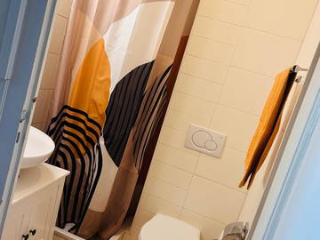 Coliving à louer à Genève - photo 2 : salle de bain-2