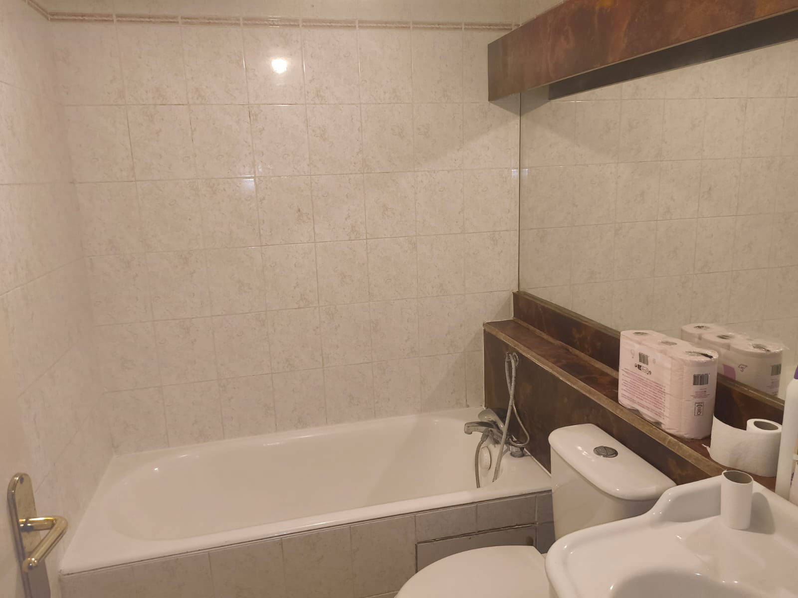 Homestay Saint-Prix 654002