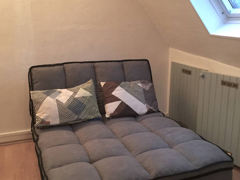 Entire Home Paris 234941-1