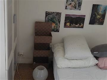 Roomlala | Cuarto De Servicio Independiente Y Acogedor Paris 17th