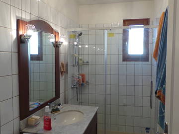 Chambre chez l'habitant à louer à Thiais - photo 7 : salle de bain-7