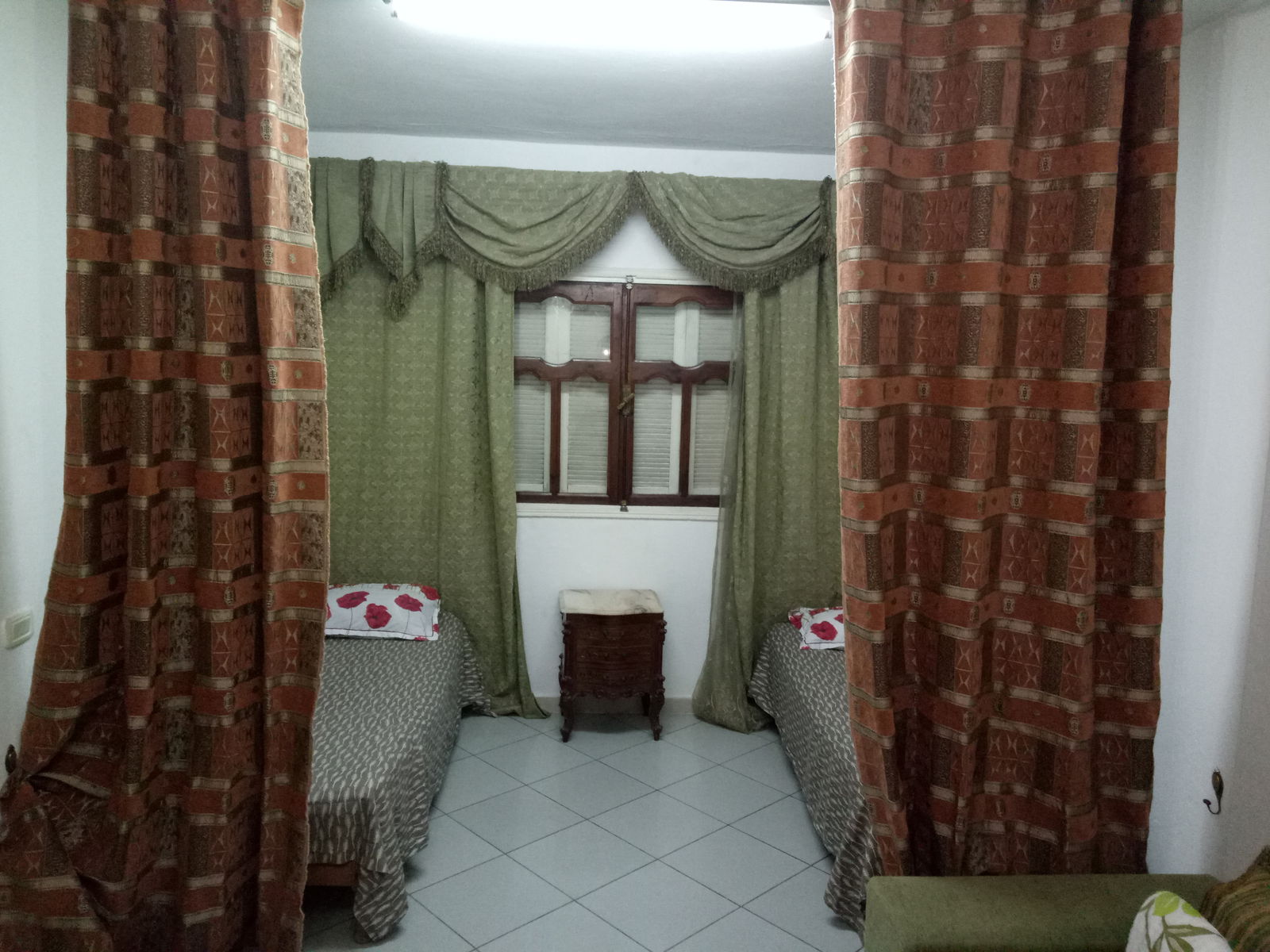 Independent Studio Tunis 193475