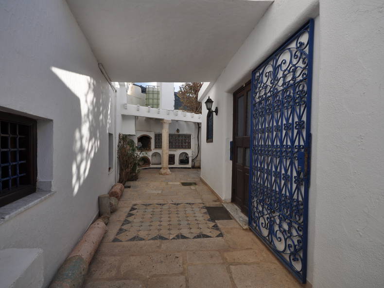 Entire Home Rafraf 130712-2