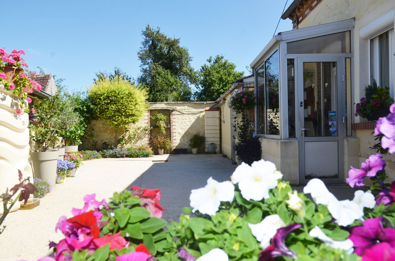 Gästezimmer Villiers-Saint-Georges 628