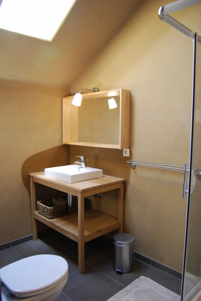 Oberoende Studio Daverdisse 25401