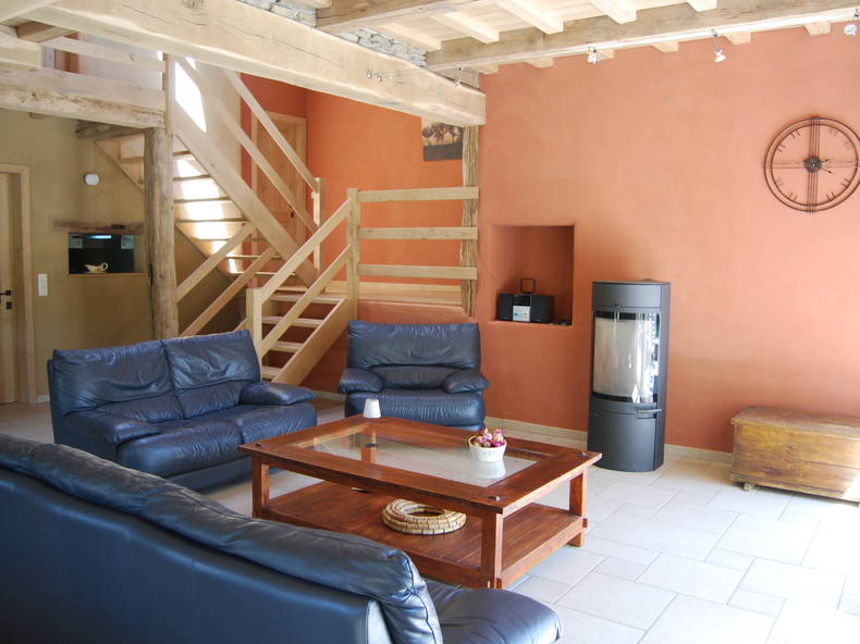 Entire Home Daverdisse 25401-4