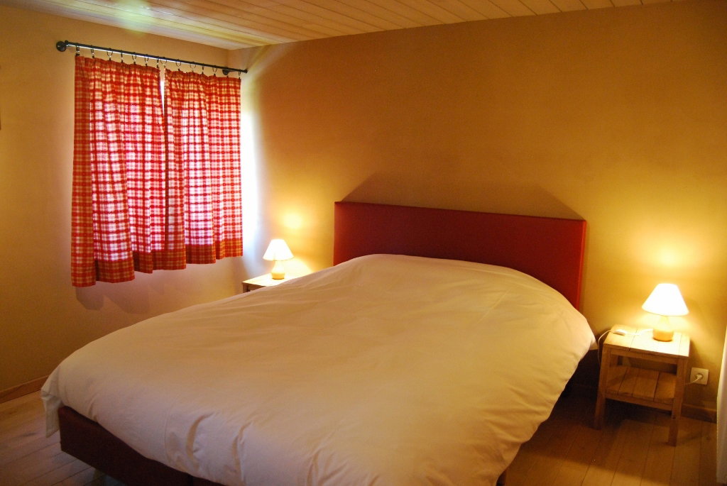 Ganz Haus Daverdisse 663018