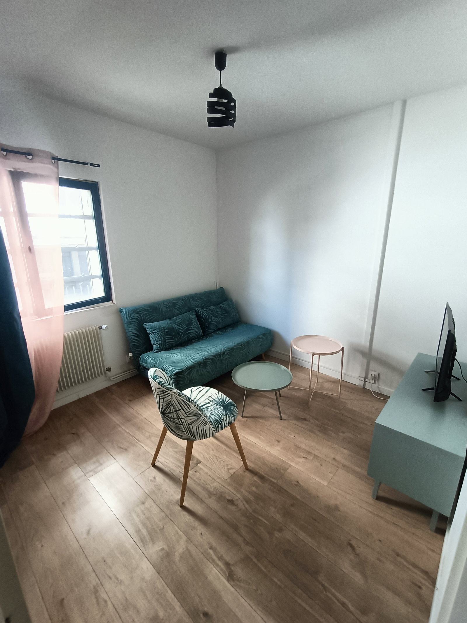 Ganz Haus Villeurbanne 86563