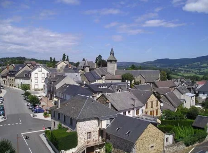 Homestay Chamberet 676677