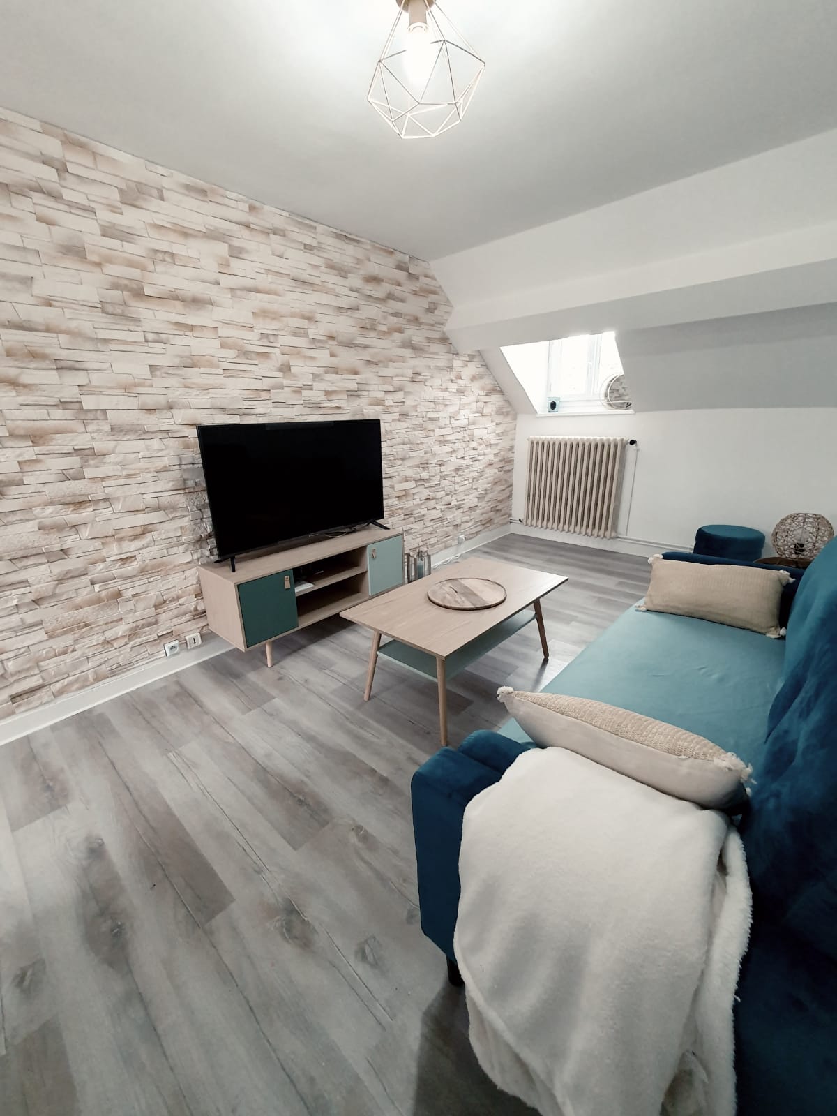 Delat Boende Melun 676702