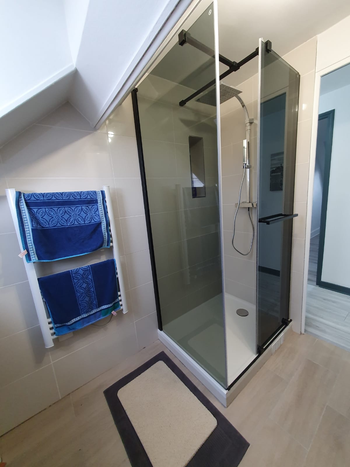 Delat Boende Melun 676702