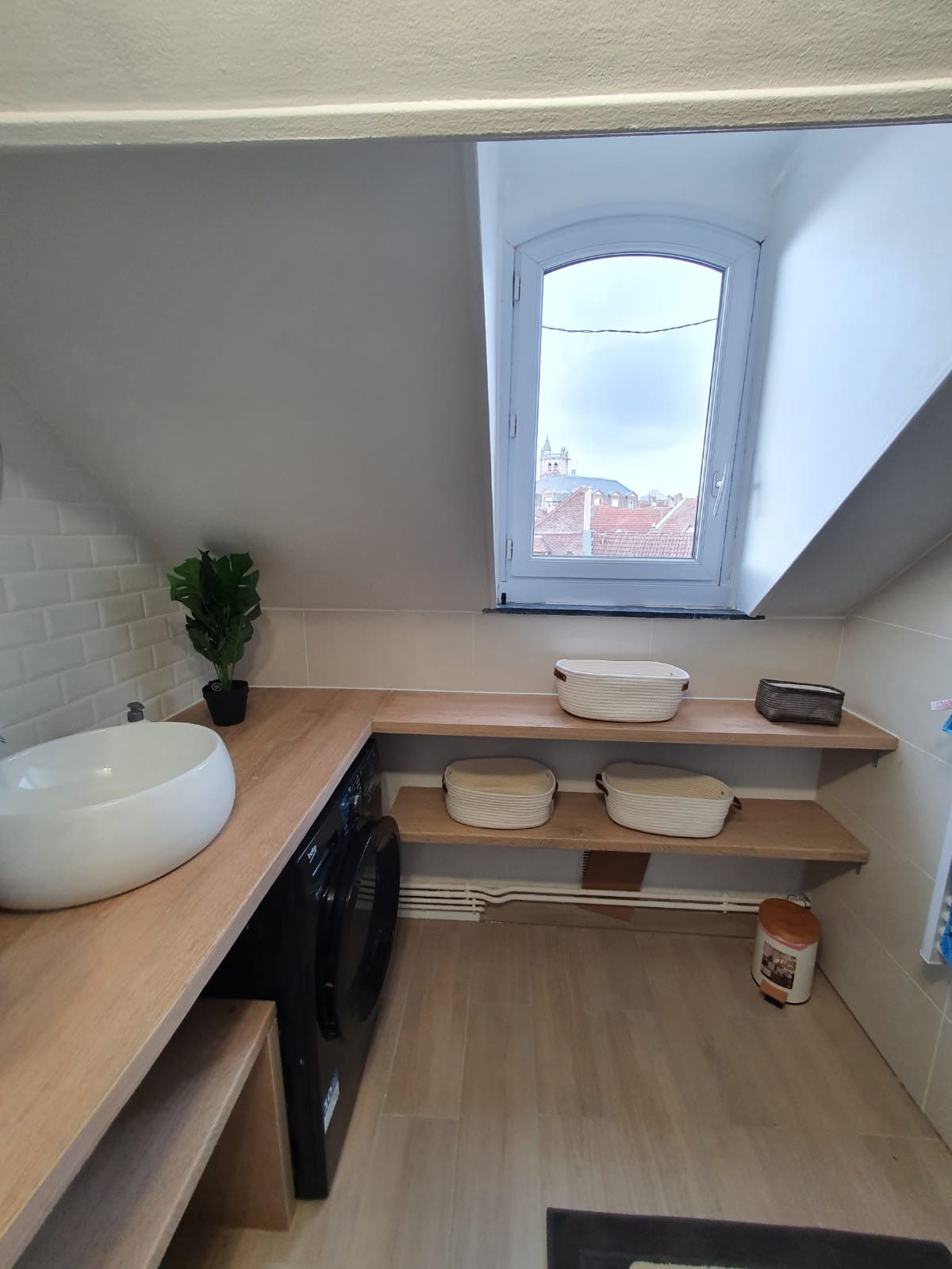 Delat Boende Melun 676702
