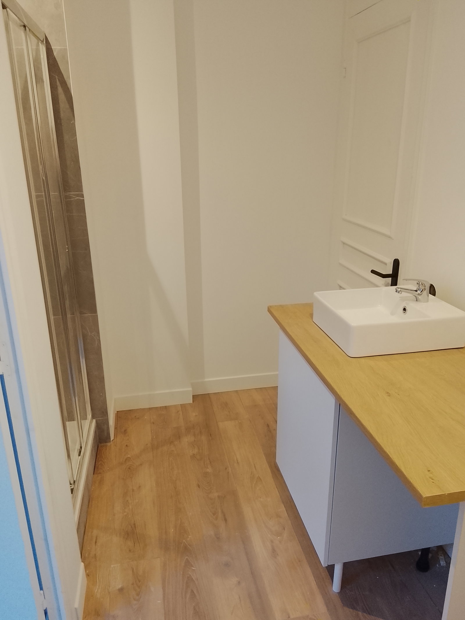 Delat Boende Mouscron 670089
