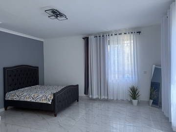 Logement entier à louer à Pridelands - photo 49 : chambre-49