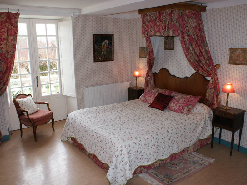 Chambres D'hôtes Saint-Julien-de-Chédon 137715-2