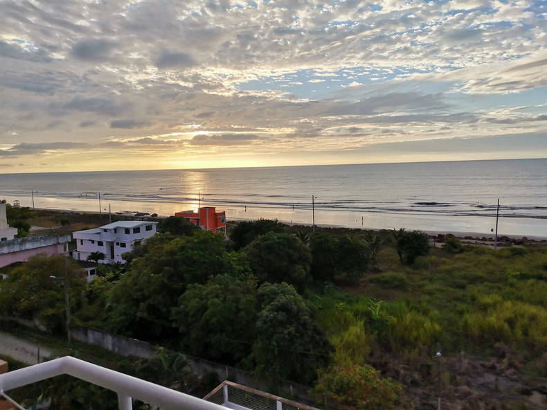 Toda La Casa Tonsupa 253990-1