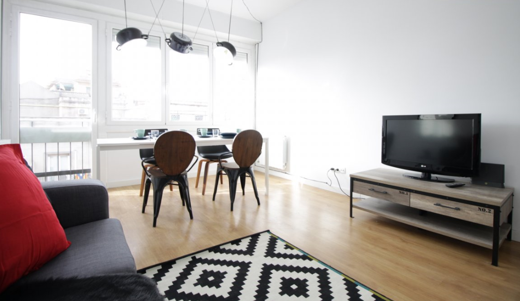 Homestay Barcelona 200331