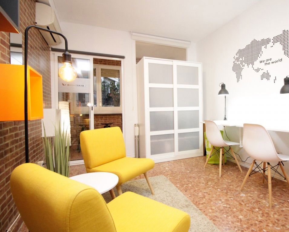 Homestay Barcelona 200309