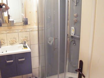 Unterkunft beim Gastgeber zur Miete in Antigny - Foto 5 : Badezimmer-5