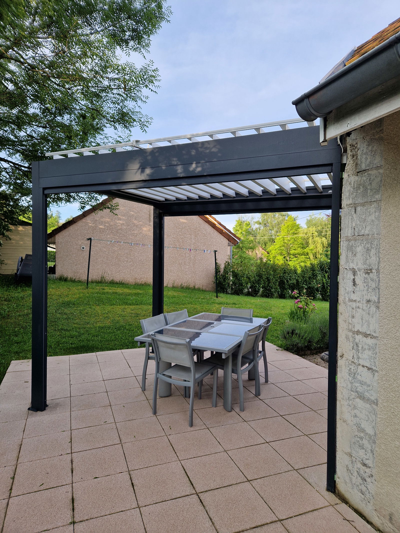 Kolokacja Montain 437394